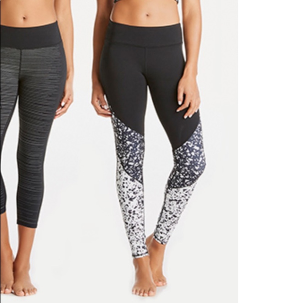 Fabletics patterned leggings